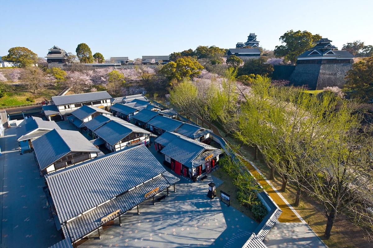 重現城下町風貌的櫻之馬場城彩苑